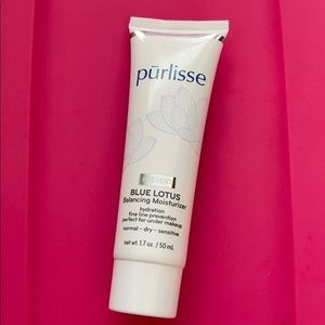 Purlisse Blue Lotus Balancing Moisturizer